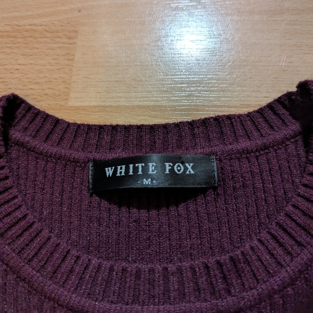 Women's White Fox Crop Knit - Picture 3 of 4